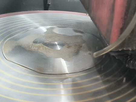 Efficient Grinding of 402 Stainless Iron with Slmn Horizontal Spindle Grinders